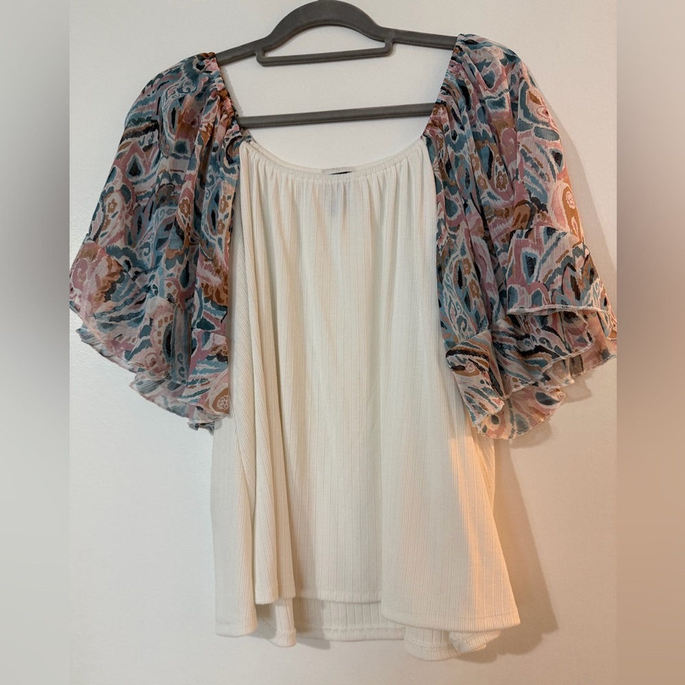 Daytrip Cream Blouse with Patterned Sleeves